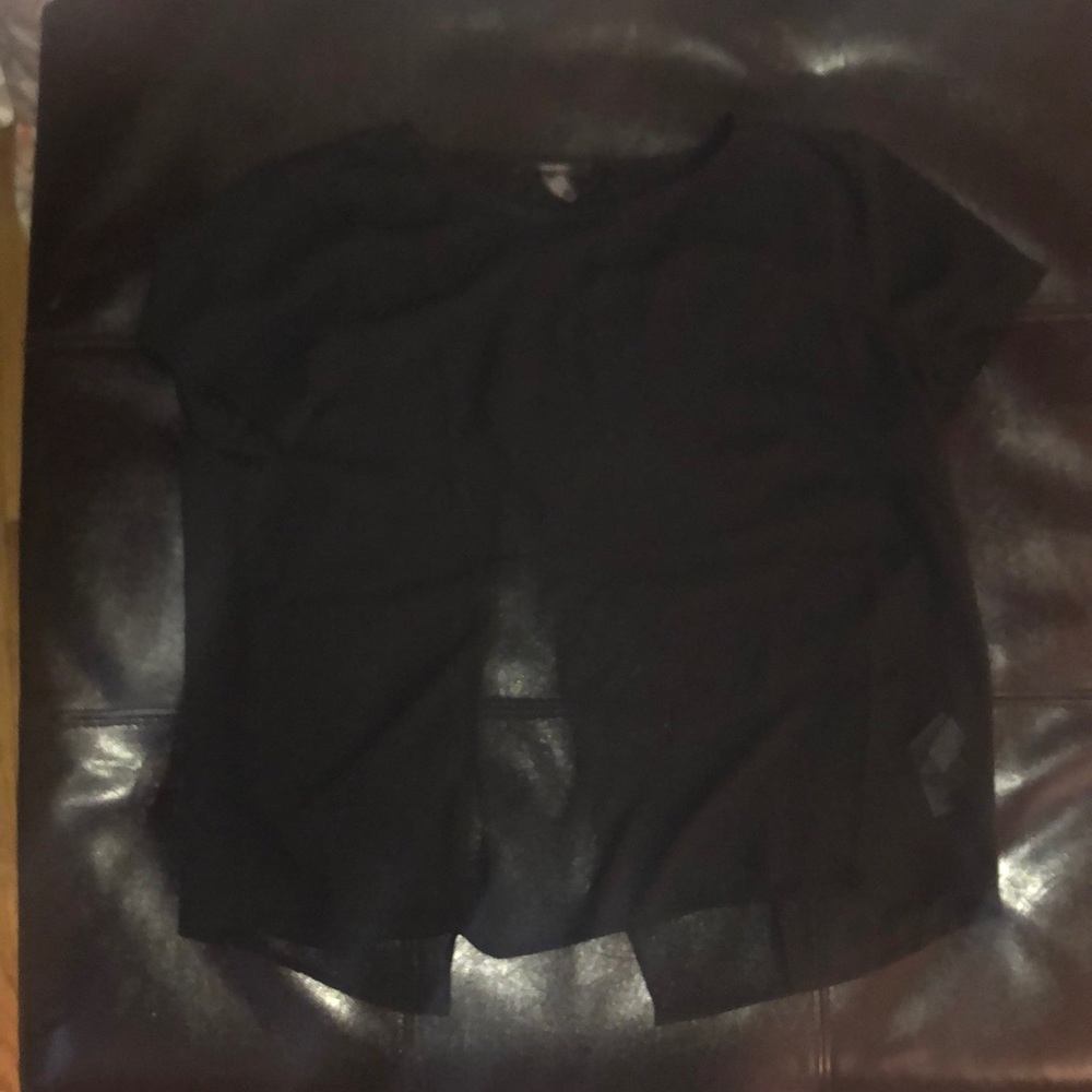 2 open back sheer blouses - Picture 5 of 7